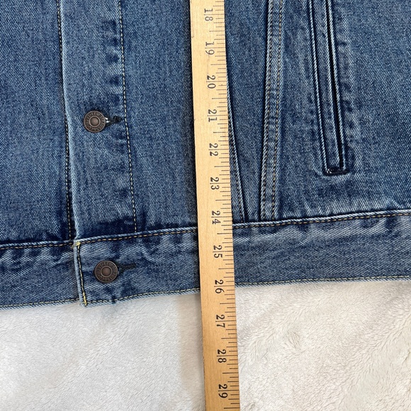 NWT Levi’s Trucker Denim Jacket XL NWT Type III Medium Stonewash Blue - Picture 8 of 16